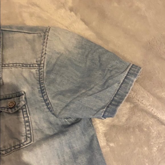 H&M Boys Denim Short Sleeves Collared Button Down Jean Shirt Size 6-7 - Picture 4 of 5